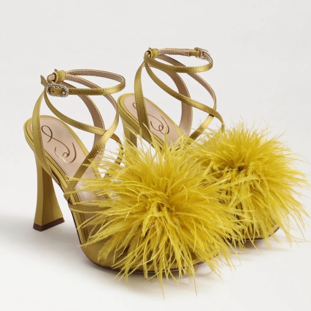 Sam Edelman Layton Feather Strappy Heels Dark Pear Statement Sandals NWT Size 5 - Picture 1 of 15